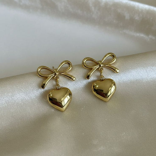Flirty Coquette Earrings VÉOURA