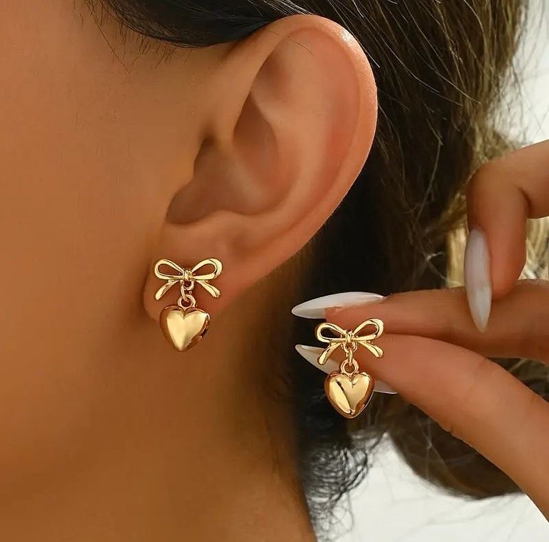 Flirty Coquette Earrings