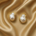 Pearl Boss Earrings VÉOURA