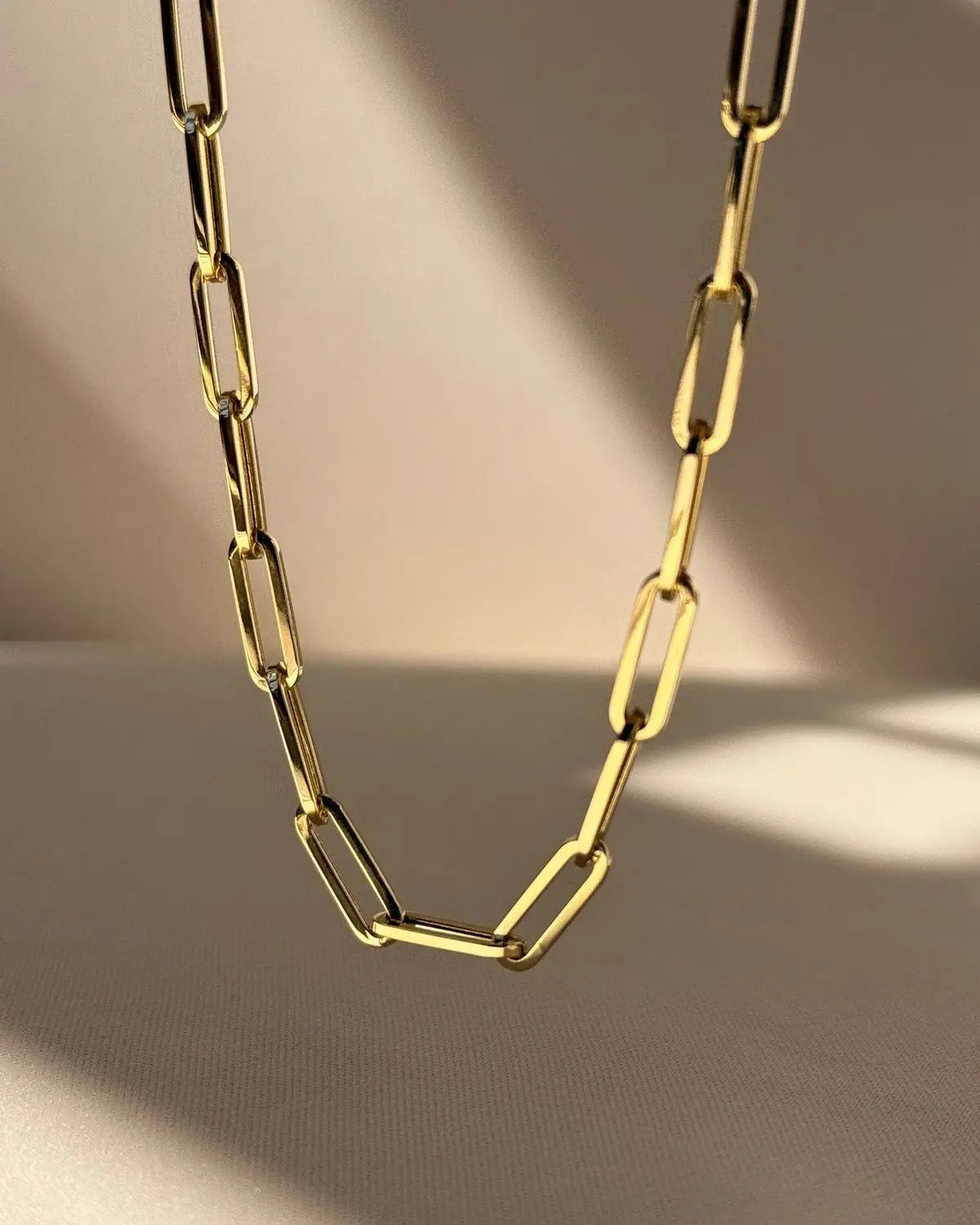 Paper Clip Luxe Chain VÉOURA