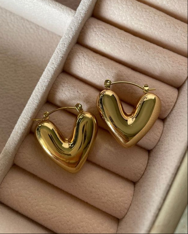 Vibe Heartz Earrings VÉOURA